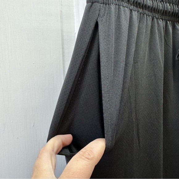 NWT rocawear athletic pants black with pockets breathable mesh women's medium - Picture 3 of 6